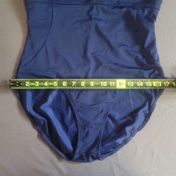 Nike Swimsuit Womens 16 Blue Racerback Bathing Suit Beach Travel Vacation - Picture 5 of 11